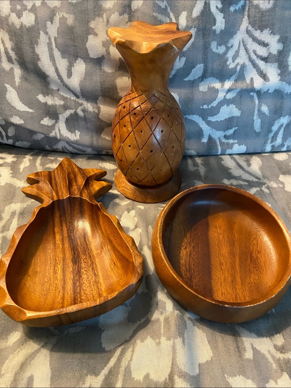 Dolphin Monkey Pod pieces